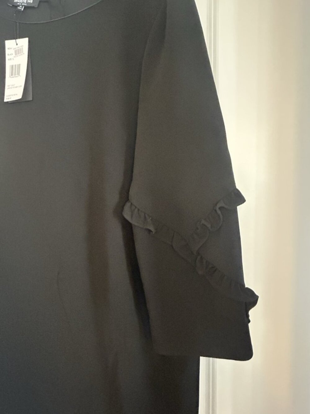 Lafayette 148 Dress Medium Womens Black Crepe Ruffle Sleeve Detail Shift NWT - Picture 6 of 11